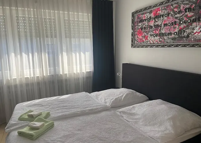 Penthouse At Cathedral Кёльн